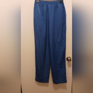 Woman's Susan Graver pull on pants in blue size small